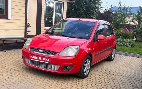 Ford Fiesta, 2006 год, 250 000 рублей, 2 фотография
