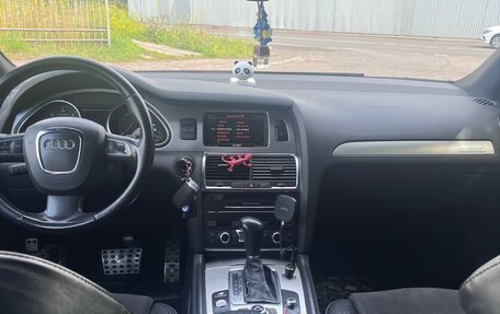 Audi Q7, 2010 год, 1 790 000 рублей, 16 фотография