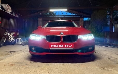 BMW 3 серия, 2018 год, 1 880 000 рублей, 6 фотография