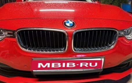BMW 3 серия, 2018 год, 1 880 000 рублей, 15 фотография
