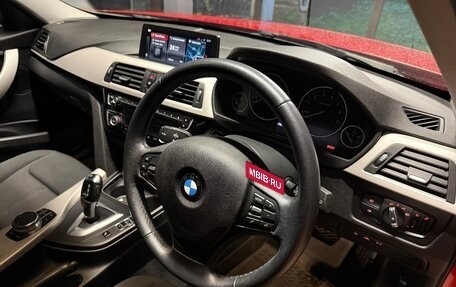 BMW 3 серия, 2018 год, 1 880 000 рублей, 16 фотография