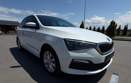 Skoda Rapid II, 2021 год, 1 775 000 рублей, 2 фотография