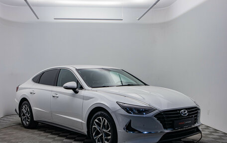 Hyundai Sonata VIII, 2022 год, 2 090 000 рублей, 3 фотография
