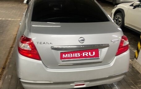 Nissan Teana, 2011 год, 750 000 рублей, 1 фотография