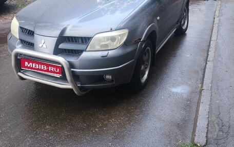 Mitsubishi Outlander III рестайлинг 3, 2007 год, 500 000 рублей, 1 фотография