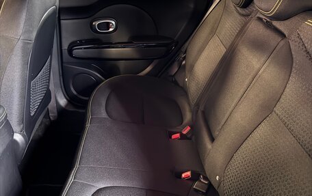 KIA Soul II рестайлинг, 2016 год, 1 490 000 рублей, 29 фотография