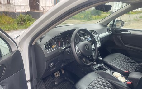 Volkswagen Tiguan II, 2017 год, 1 950 000 рублей, 6 фотография