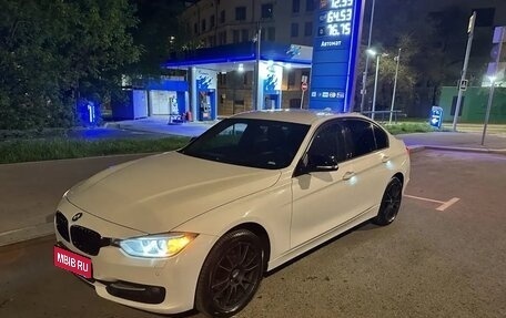 BMW 3 серия, 2015 год, 2 350 000 рублей, 1 фотография