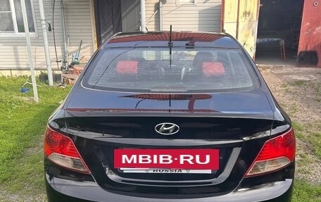 Hyundai Solaris II рестайлинг, 2011 год, 600 000 рублей, 2 фотография