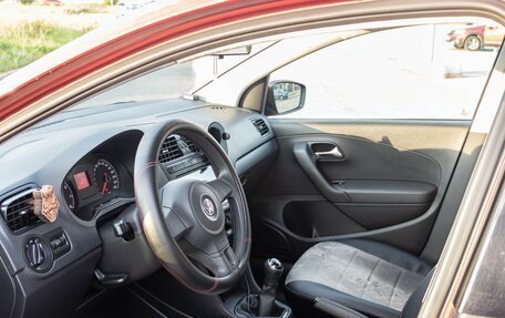 Volkswagen Polo VI (EU Market), 2012 год, 820 000 рублей, 13 фотография