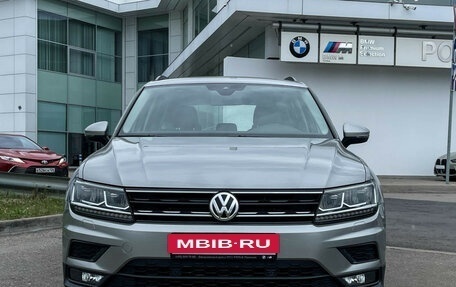 Volkswagen Tiguan II, 2020 год, 2 547 000 рублей, 2 фотография
