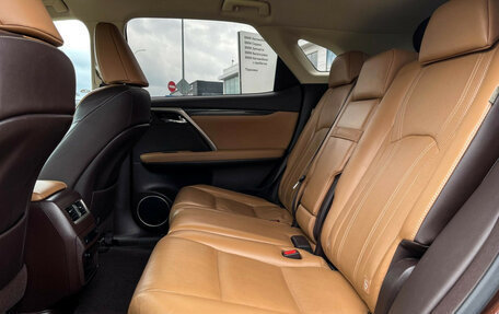 Lexus RX IV рестайлинг, 2016 год, 3 197 000 рублей, 11 фотография