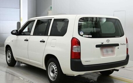 Toyota Probox I, 2022 год, 750 000 рублей, 5 фотография
