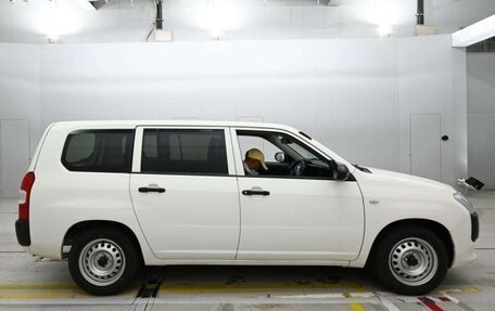Toyota Probox I, 2022 год, 750 000 рублей, 8 фотография