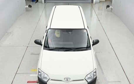 Toyota Probox I, 2022 год, 750 000 рублей, 2 фотография