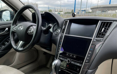 Infiniti Q50 I рестайлинг, 2017 год, 2 290 000 рублей, 10 фотография
