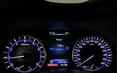Infiniti Q50 I рестайлинг, 2017 год, 2 290 000 рублей, 12 фотография