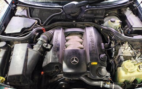 Mercedes-Benz E-Класс, 1998 год, 575 000 рублей, 5 фотография