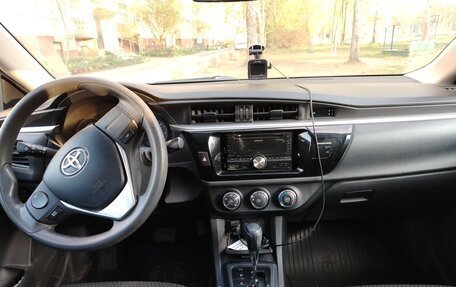 Toyota Corolla, 2015 год, 1 480 000 рублей, 8 фотография