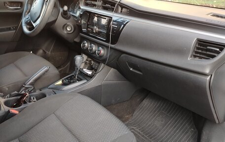 Toyota Corolla, 2015 год, 1 480 000 рублей, 11 фотография
