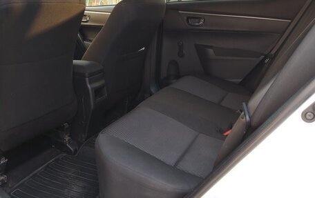 Toyota Corolla, 2015 год, 1 480 000 рублей, 10 фотография