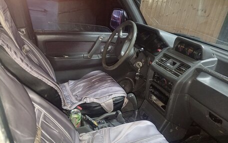 Mitsubishi Pajero III рестайлинг, 1997 год, 600 000 рублей, 2 фотография