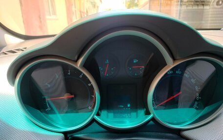 Chevrolet Cruze II, 2010 год, 800 000 рублей, 7 фотография