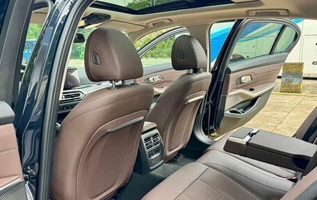 BMW 3 серия, 2024 год, 3 600 000 рублей, 18 фотография