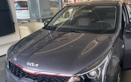 KIA Rio IV, 2021 год, 2 300 000 рублей, 1 фотография