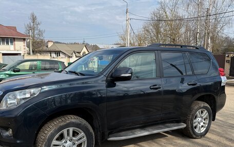 Toyota Land Cruiser Prado 150 рестайлинг 2, 2010 год, 2 500 000 рублей, 1 фотография