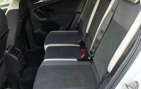 Volkswagen Tiguan II, 2019 год, 2 790 000 рублей, 15 фотография