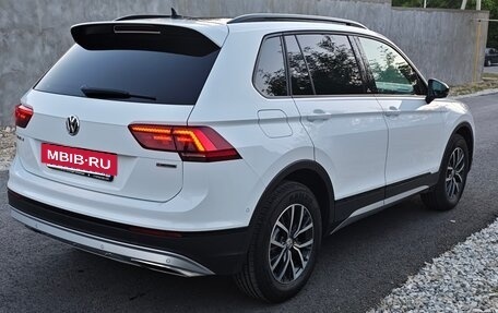 Volkswagen Tiguan II, 2019 год, 2 790 000 рублей, 9 фотография