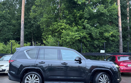 Lexus LX, 2022 год, 14 400 000 рублей, 3 фотография