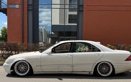 Mercedes-Benz S-Класс, 1999 год, 300 000 рублей, 2 фотография