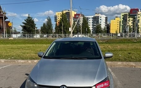 Volkswagen Polo VI (EU Market), 2013 год, 750 000 рублей, 2 фотография