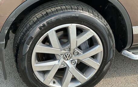 Volkswagen Touareg III, 2014 год, 2 990 000 рублей, 16 фотография