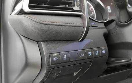 Toyota Camry, 2018 год, 2 699 000 рублей, 16 фотография