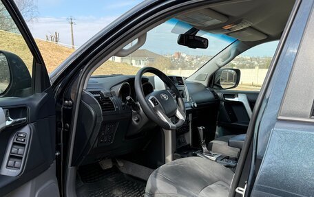 Toyota Land Cruiser Prado 150 рестайлинг 2, 2010 год, 2 500 000 рублей, 13 фотография