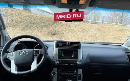 Toyota Land Cruiser Prado 150 рестайлинг 2, 2010 год, 2 500 000 рублей, 17 фотография
