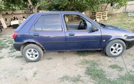 Ford Fiesta, 1997 год, 120 000 рублей, 3 фотография