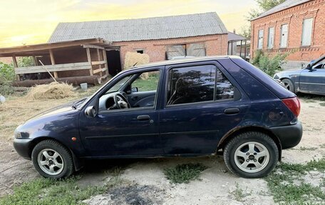 Ford Fiesta, 1997 год, 120 000 рублей, 2 фотография