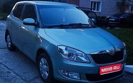 Skoda Fabia II, 2012 год, 680 000 рублей, 2 фотография