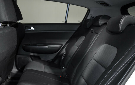 KIA Sportage IV рестайлинг, 2021 год, 2 380 000 рублей, 13 фотография