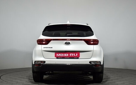 KIA Sportage IV рестайлинг, 2021 год, 2 380 000 рублей, 7 фотография