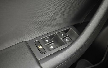 Volkswagen Polo VI (EU Market), 2021 год, 1 550 200 рублей, 28 фотография