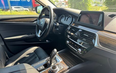 BMW 5 серия, 2017 год, 2 650 000 рублей, 10 фотография