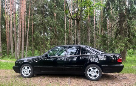 Mercedes-Benz E-Класс, 1998 год, 495 000 рублей, 8 фотография