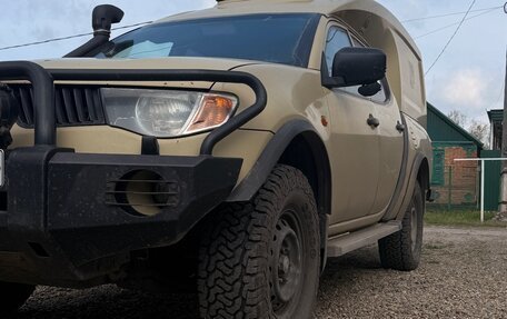 Mitsubishi L200 IV рестайлинг, 2009 год, 1 200 000 рублей, 4 фотография