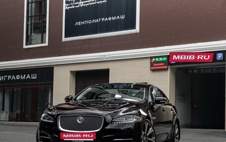 Jaguar XJ IV (X351), 2010 год, 2 400 000 рублей, 8 фотография