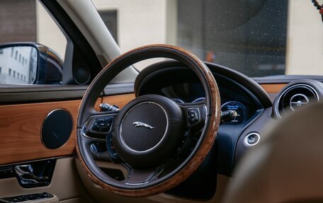 Jaguar XJ IV (X351), 2010 год, 2 400 000 рублей, 23 фотография